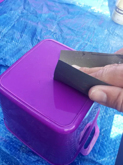 How to Remove Spray Paint from Plastic Without Damaging?