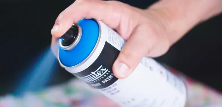 how to remove spray paint from plastic without damaging